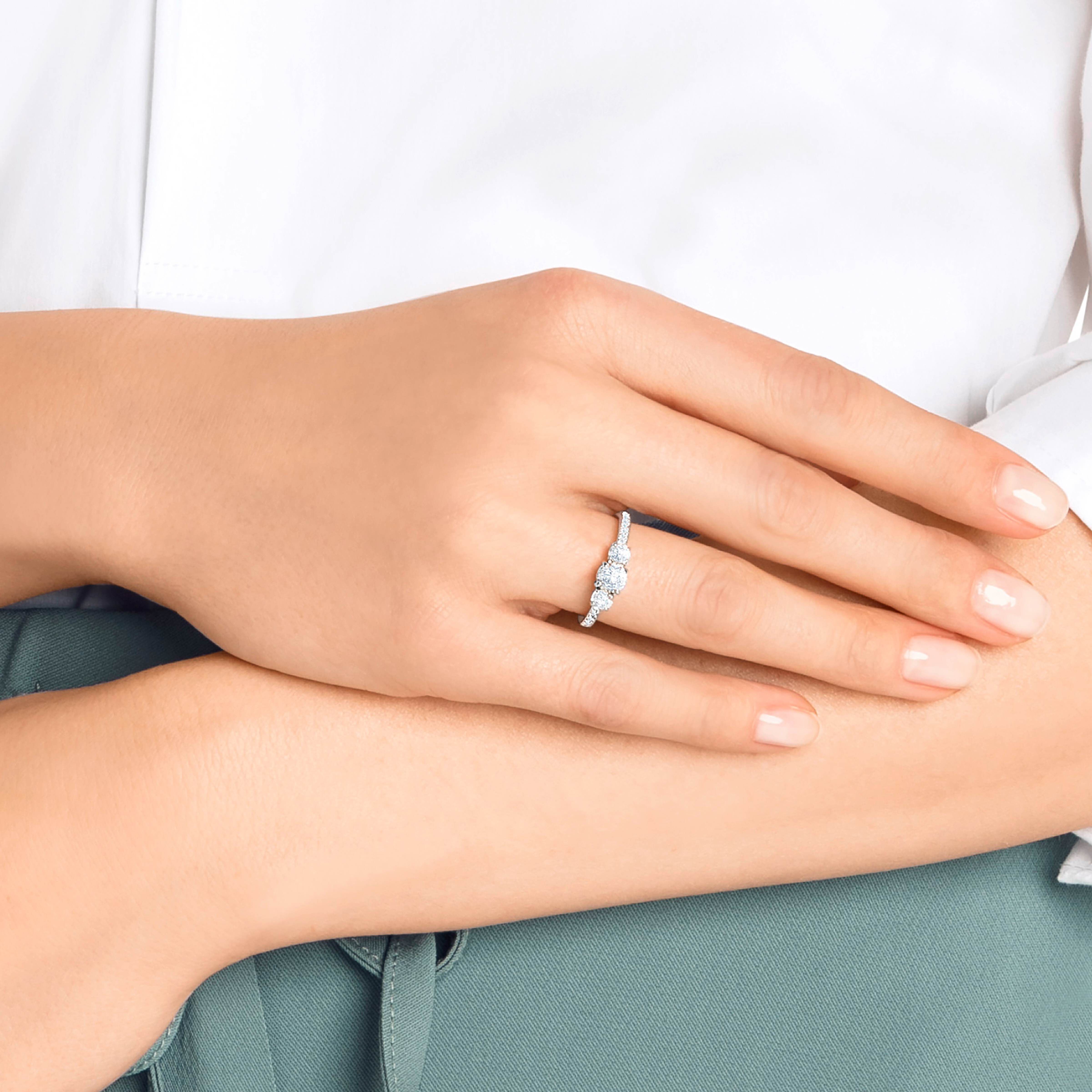 swarovski attract trilogy round ring  white  rhodium plating