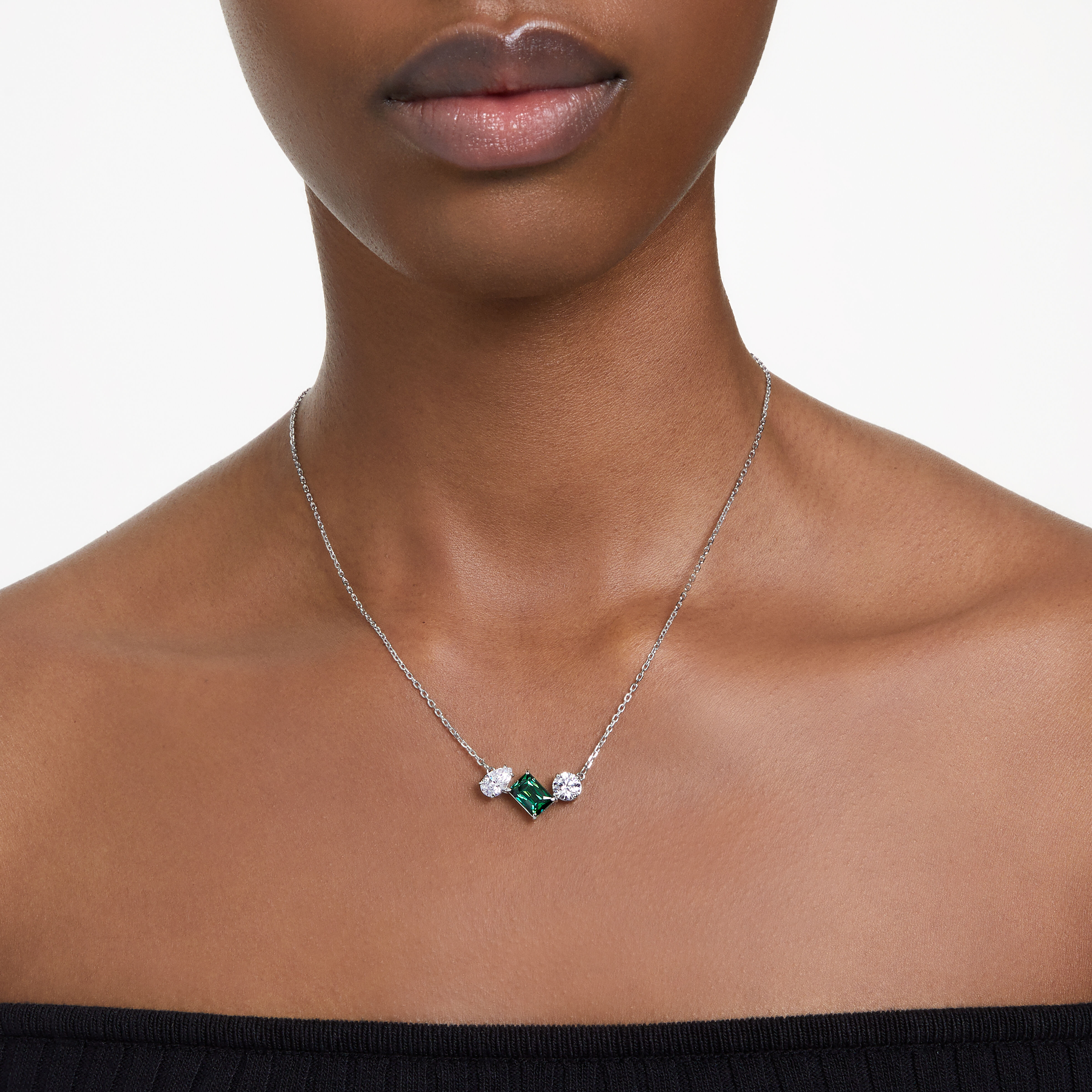 Swarovski green clearance necklace