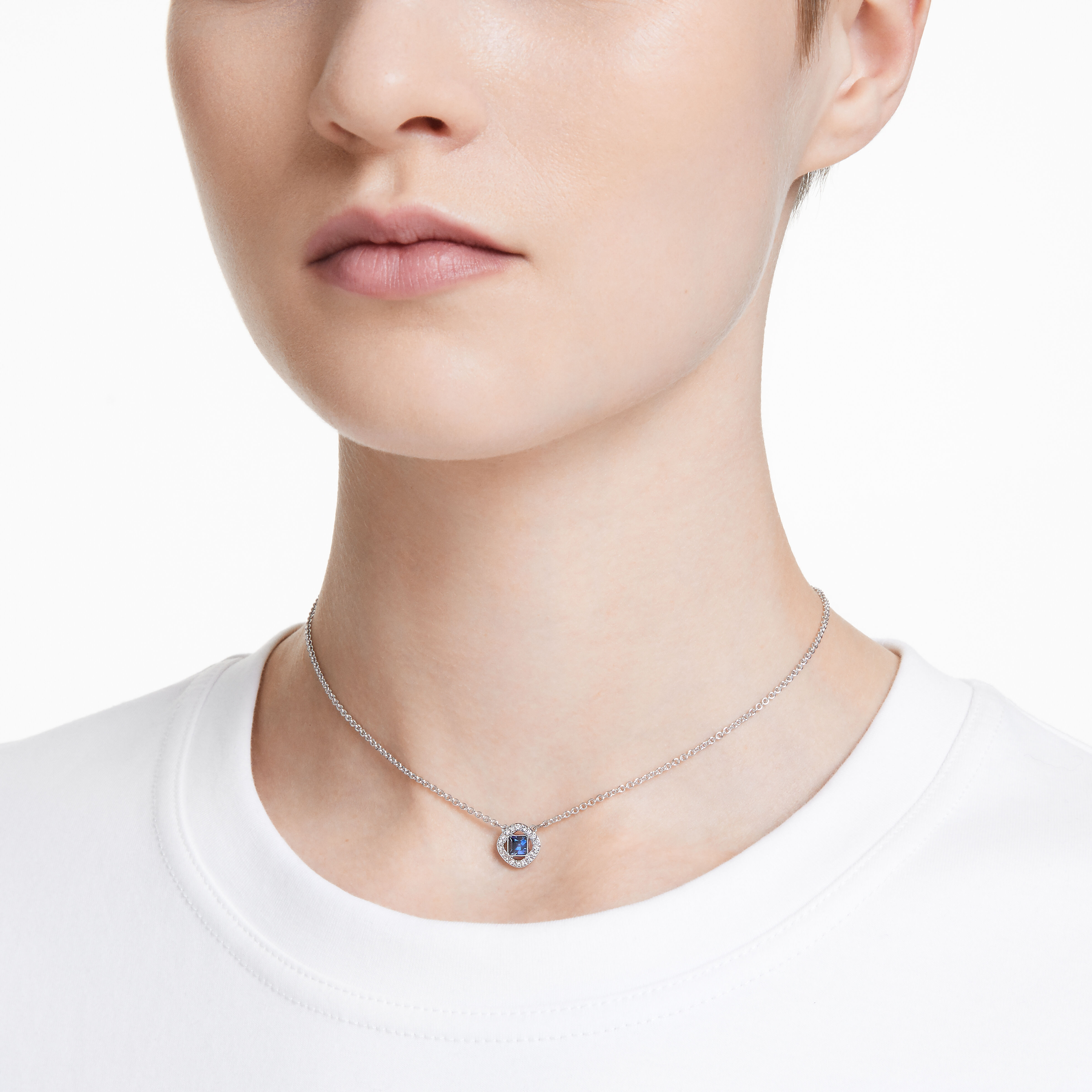 Swarovski neck clearance