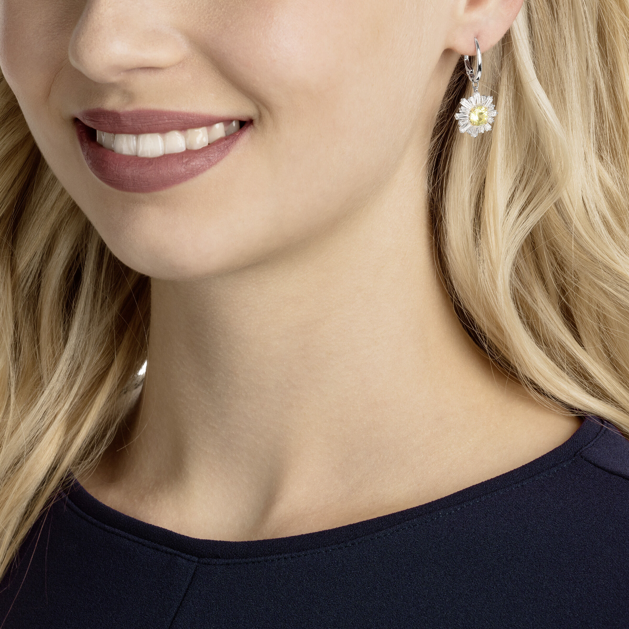Buy Swarovski Sunshine Pierced Earrings White Rhodium plated