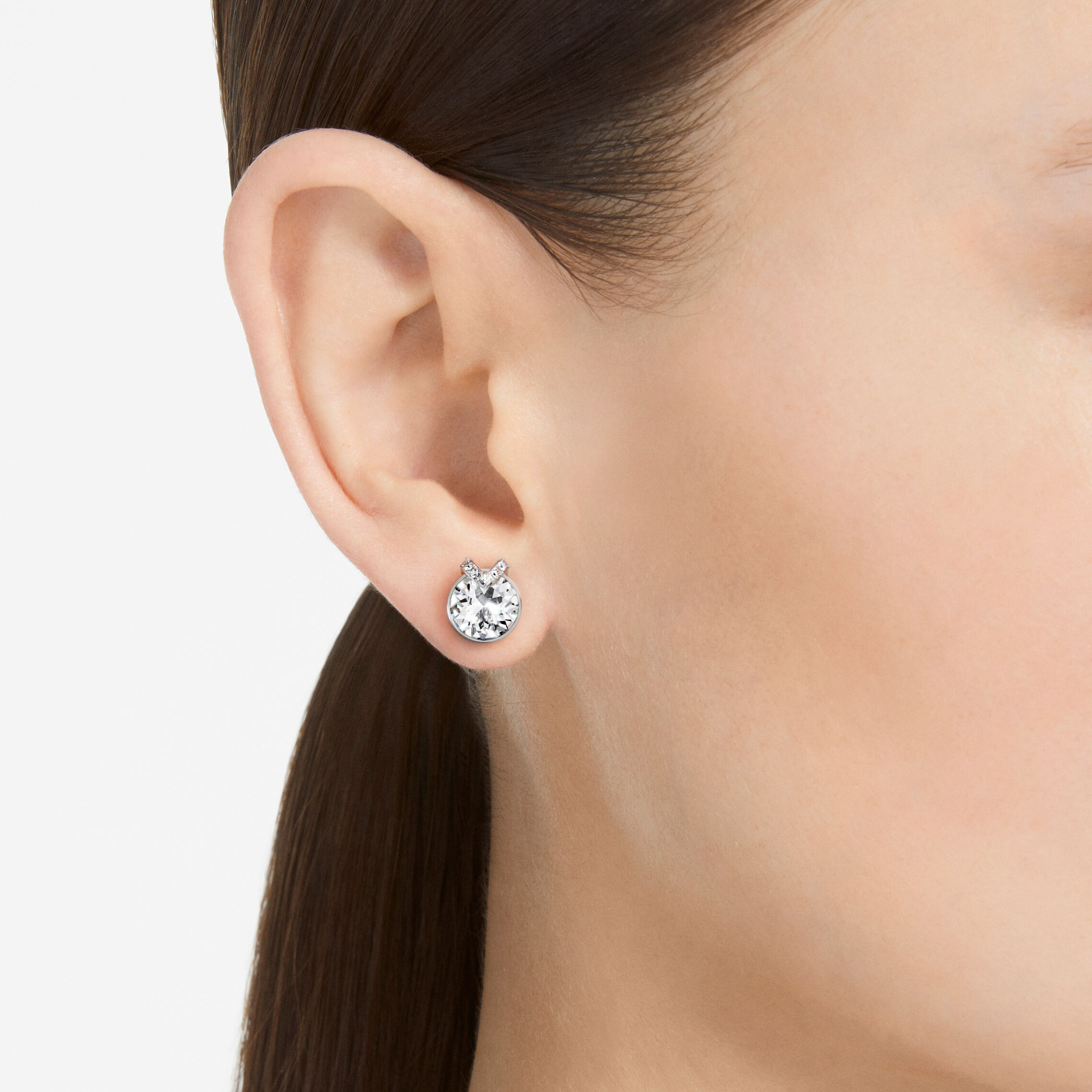 swarovski bella stud earrings  round cut  pav   white  rhodium plated