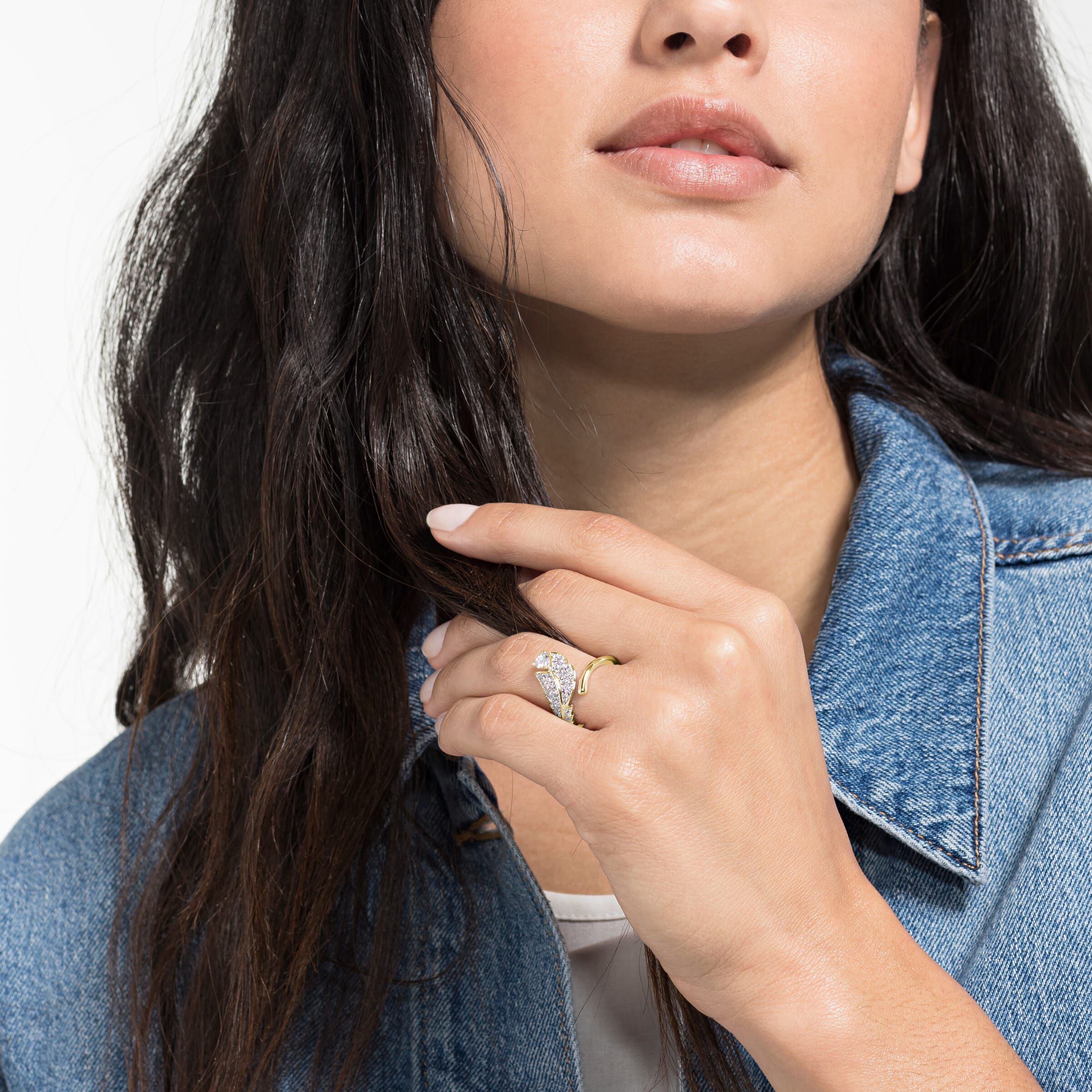 swarovski nice motif ring  white  gold tone plated