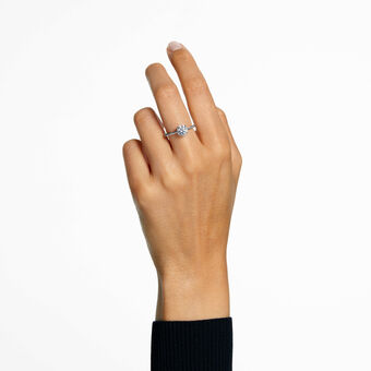 swarovski stilla cocktail ring  round cut  pav   white  silver tone finish