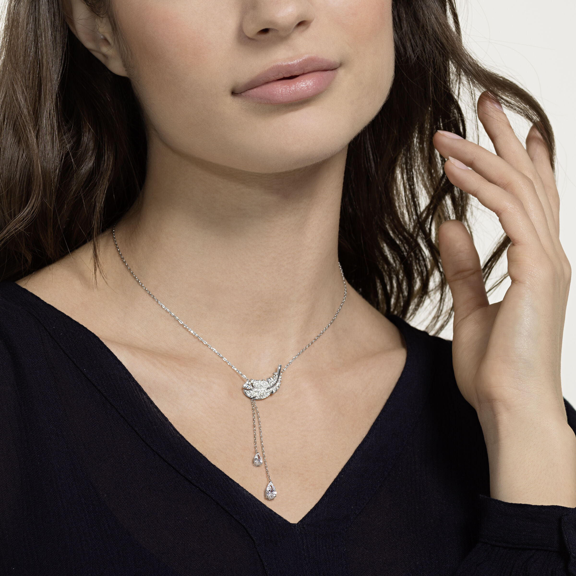 Swarovski nice necklace white hot sale rhodium plated