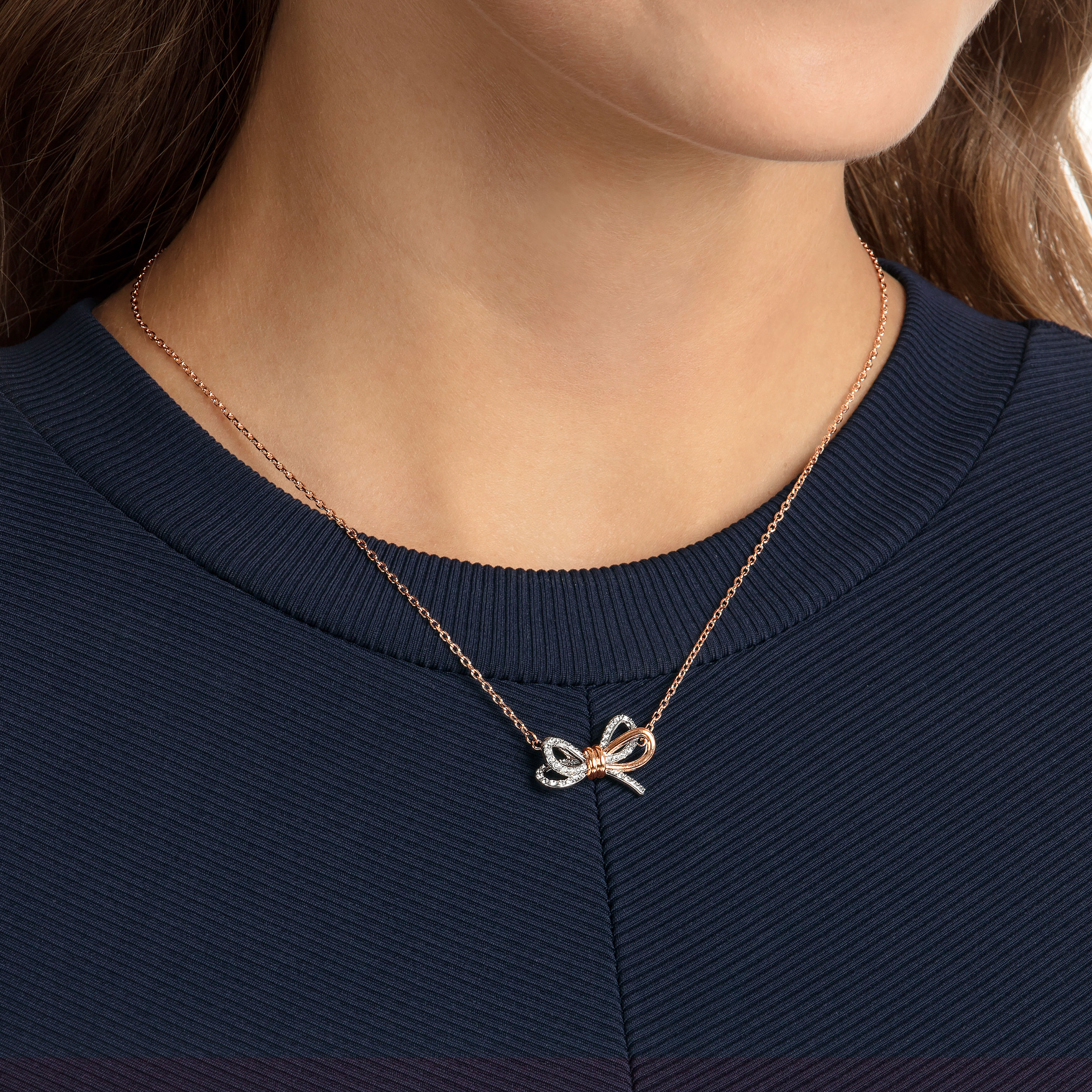 Lifelong hotsell bow necklace