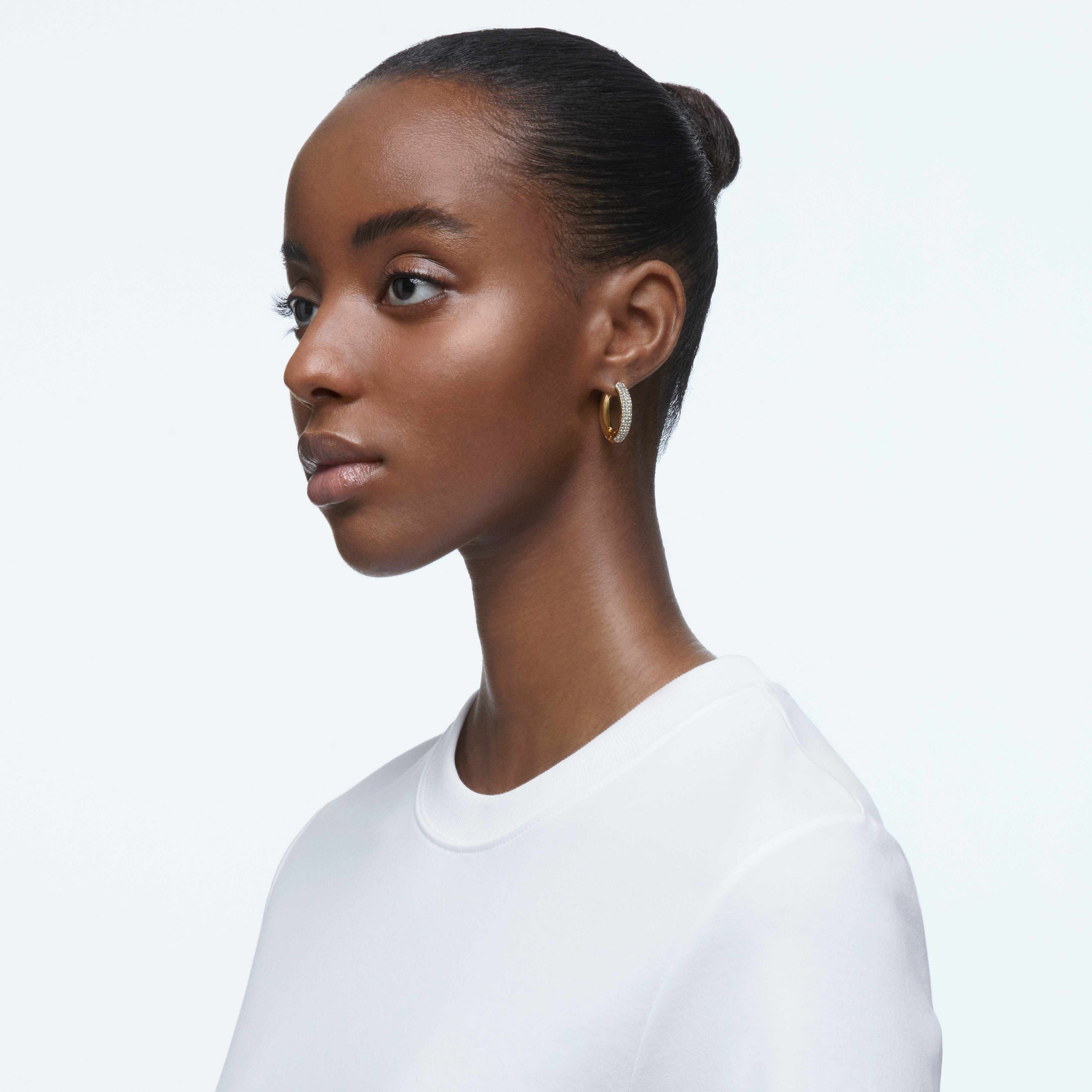 Medium white gold hoop earrings clearance