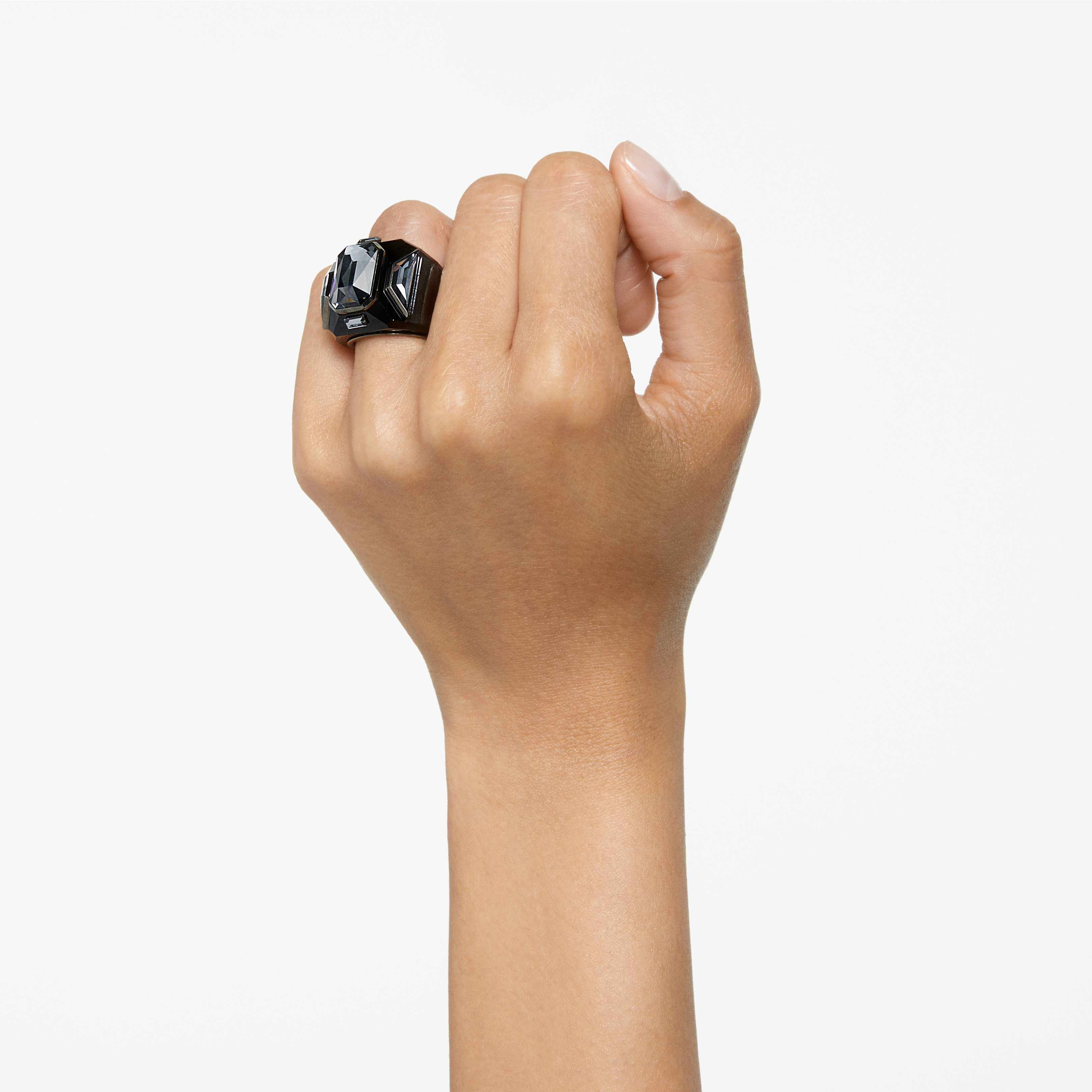 Black ring swarovski sale