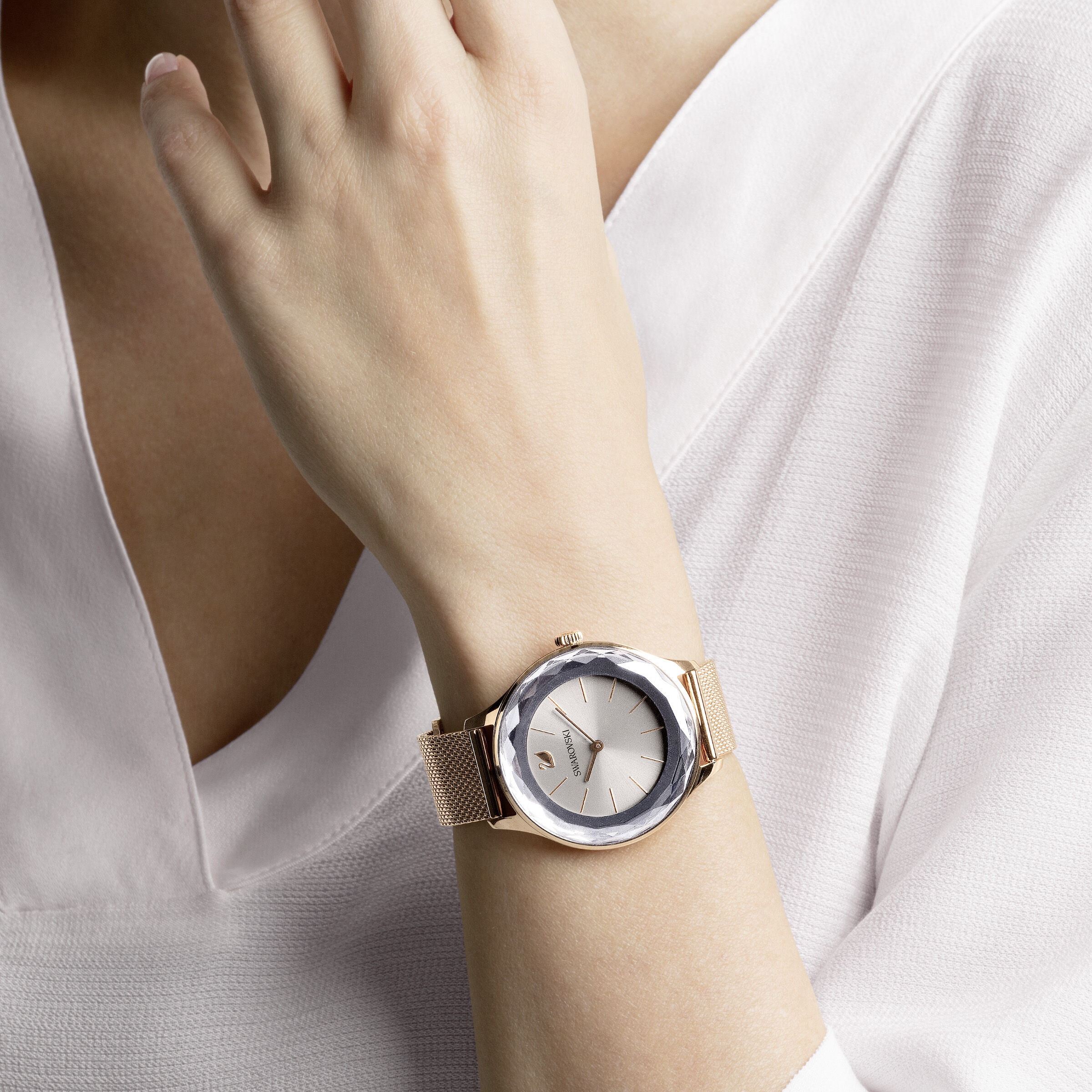 Swarovski octea shop nova watch