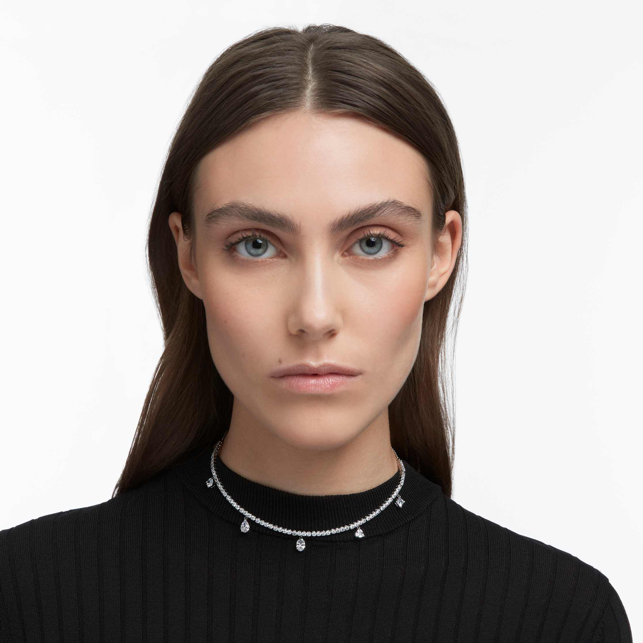 Swarovski fit choker clearance