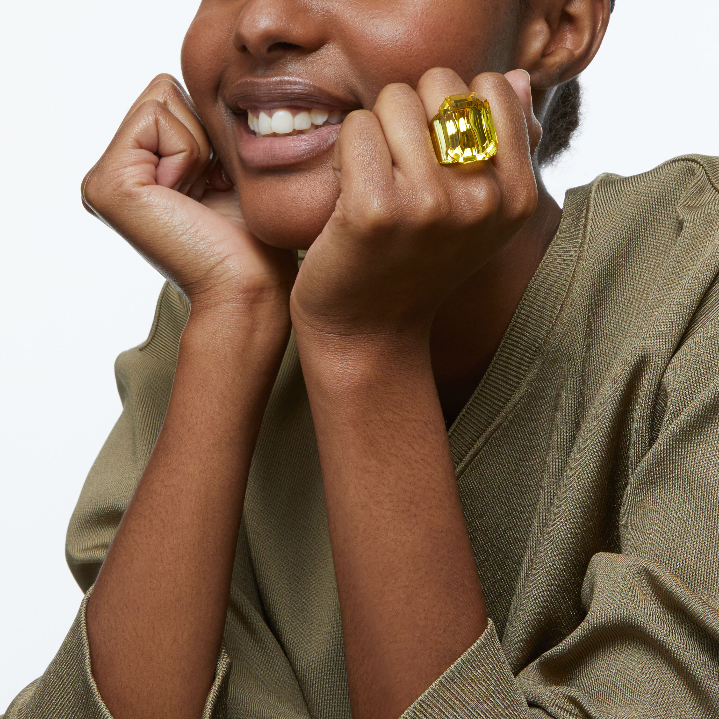 Swarovski thumb hotsell rings