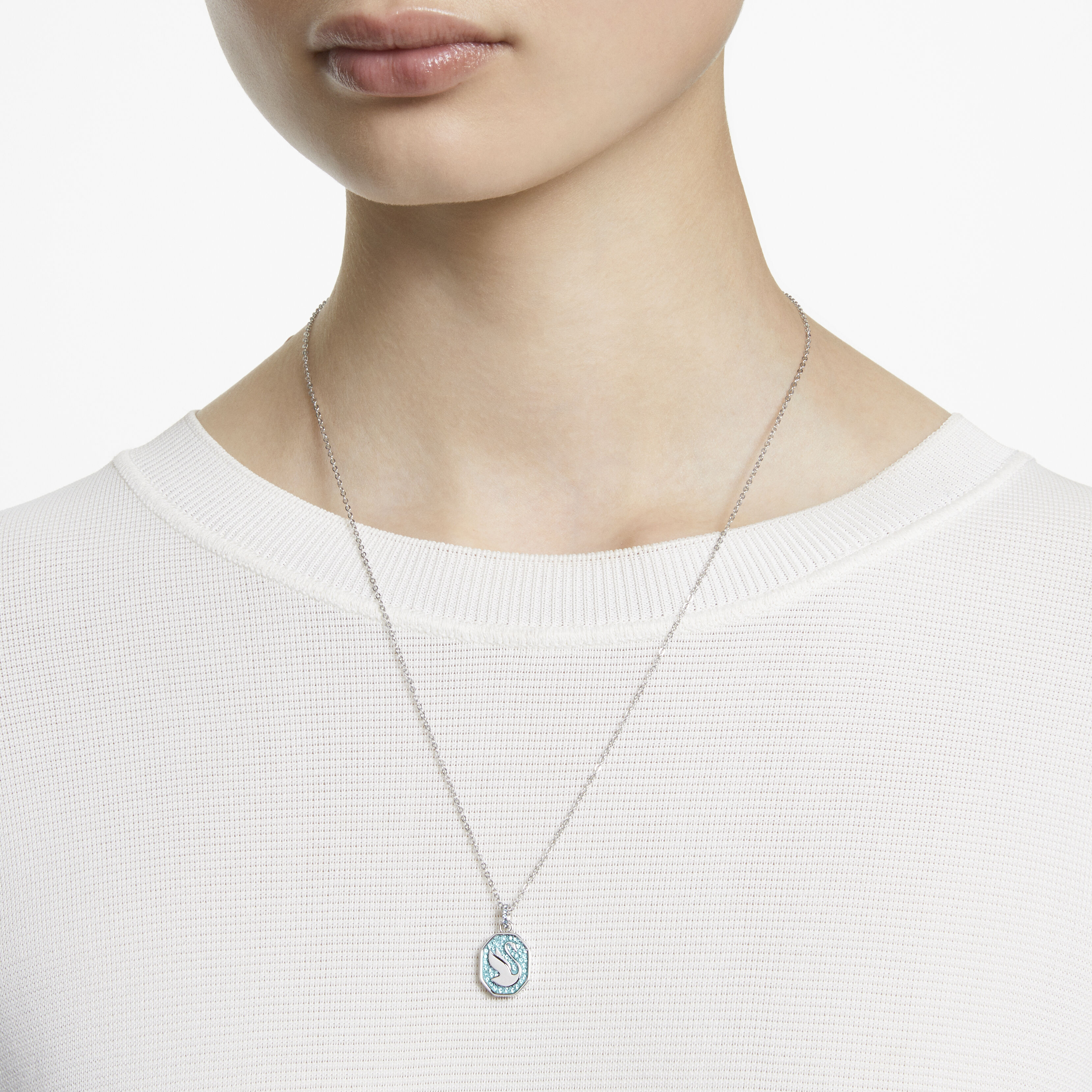 Swarovski blue hot sale pendant necklace