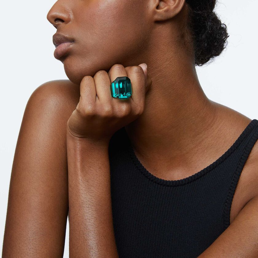 swarovski lucent cocktail ring  octagon cut  green