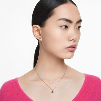 swarovski chroma set  heart  red  gold tone plated