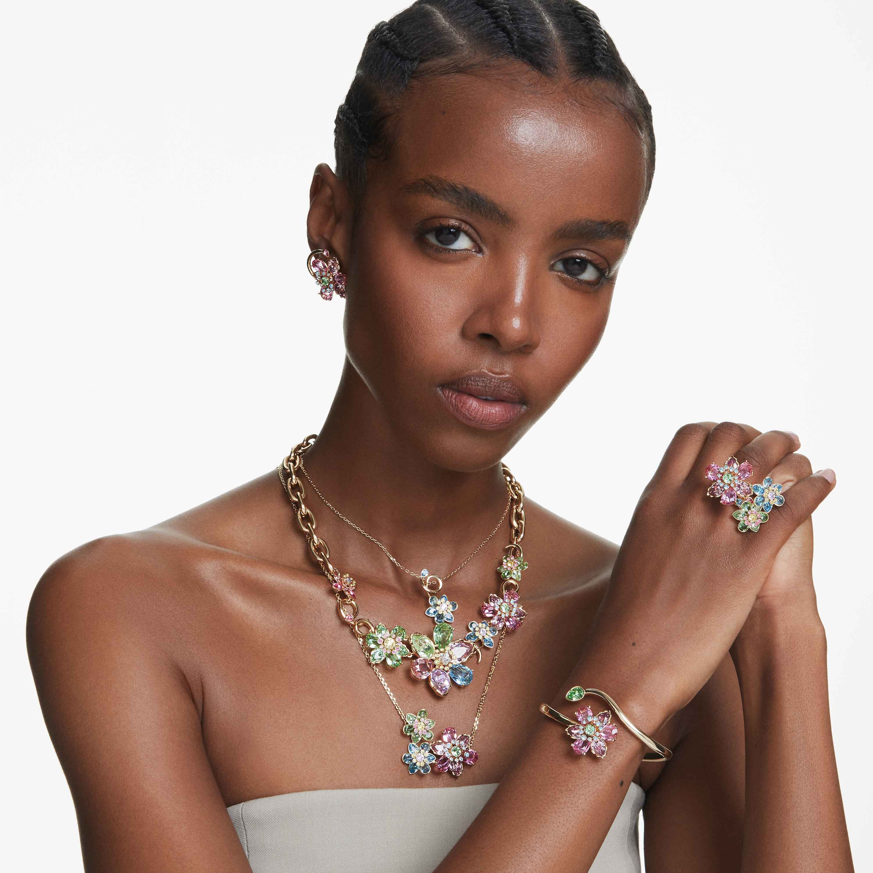 swarovski idyllia pendant  mixed cuts  flower  multicolored  gold tone plated