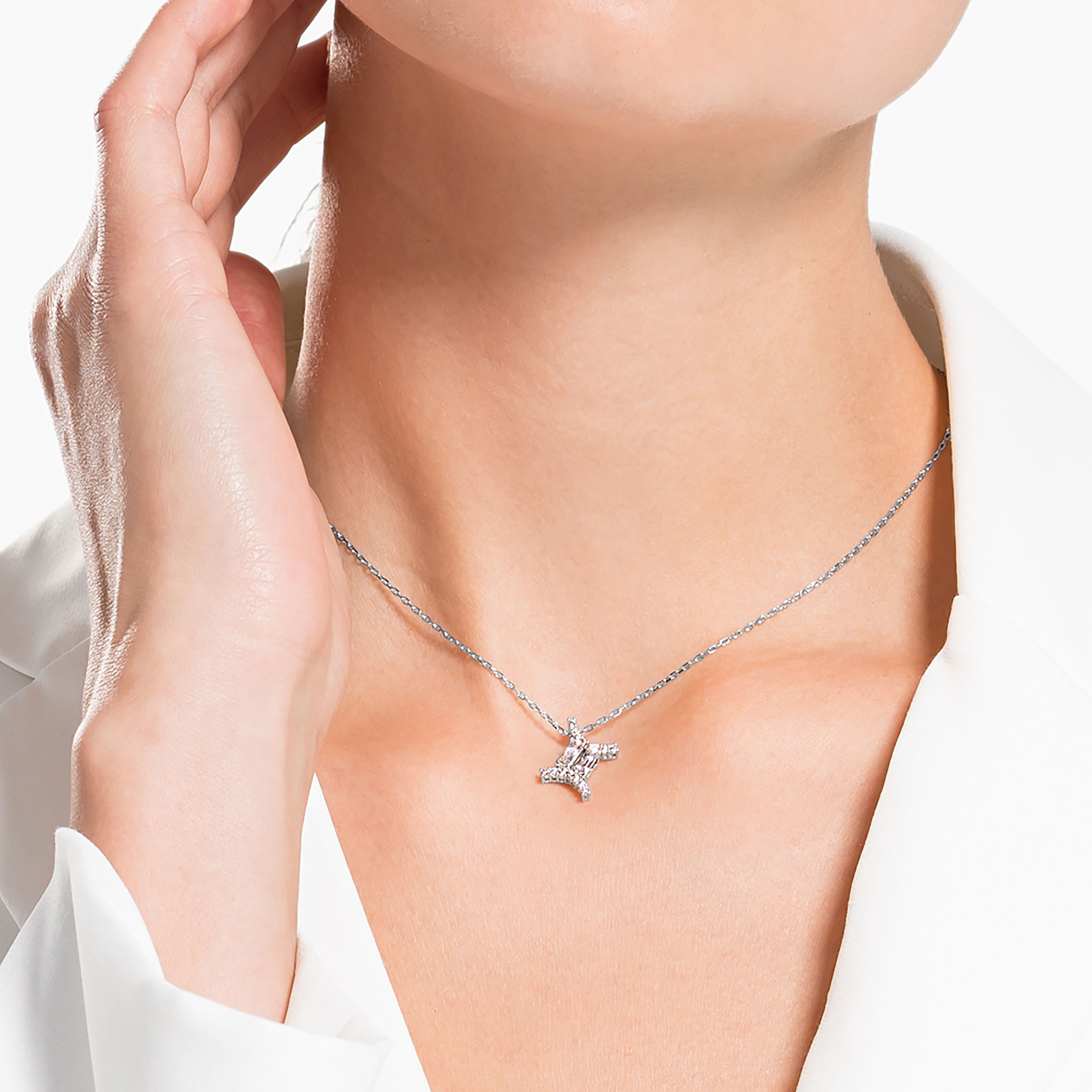 Zodiac hotsell pendant swarovski