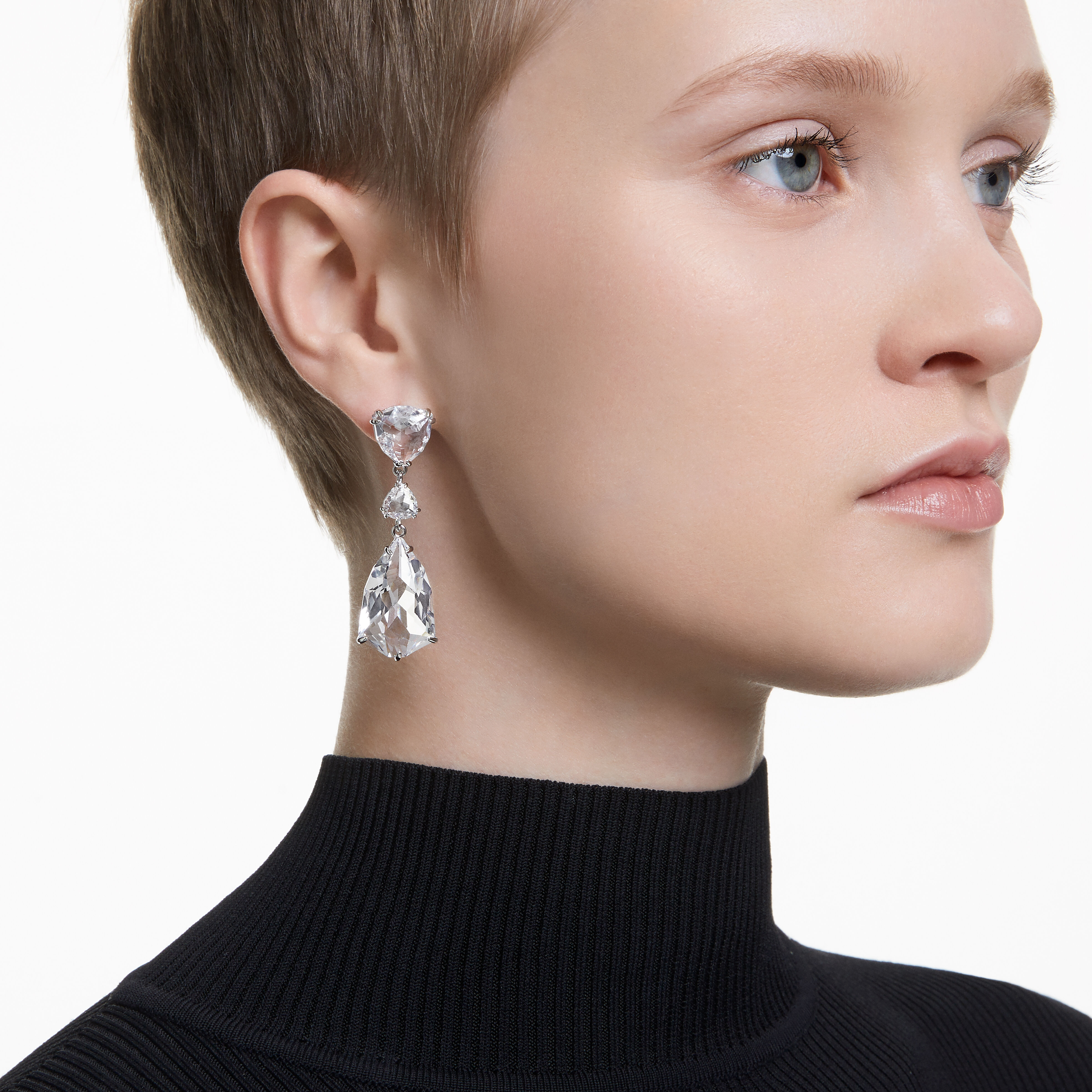 Swarovski crystal dangling sale earrings