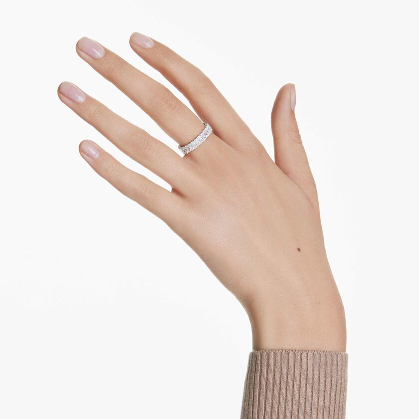 swarovski matrix ring  baguette cut  white  silver tone finish