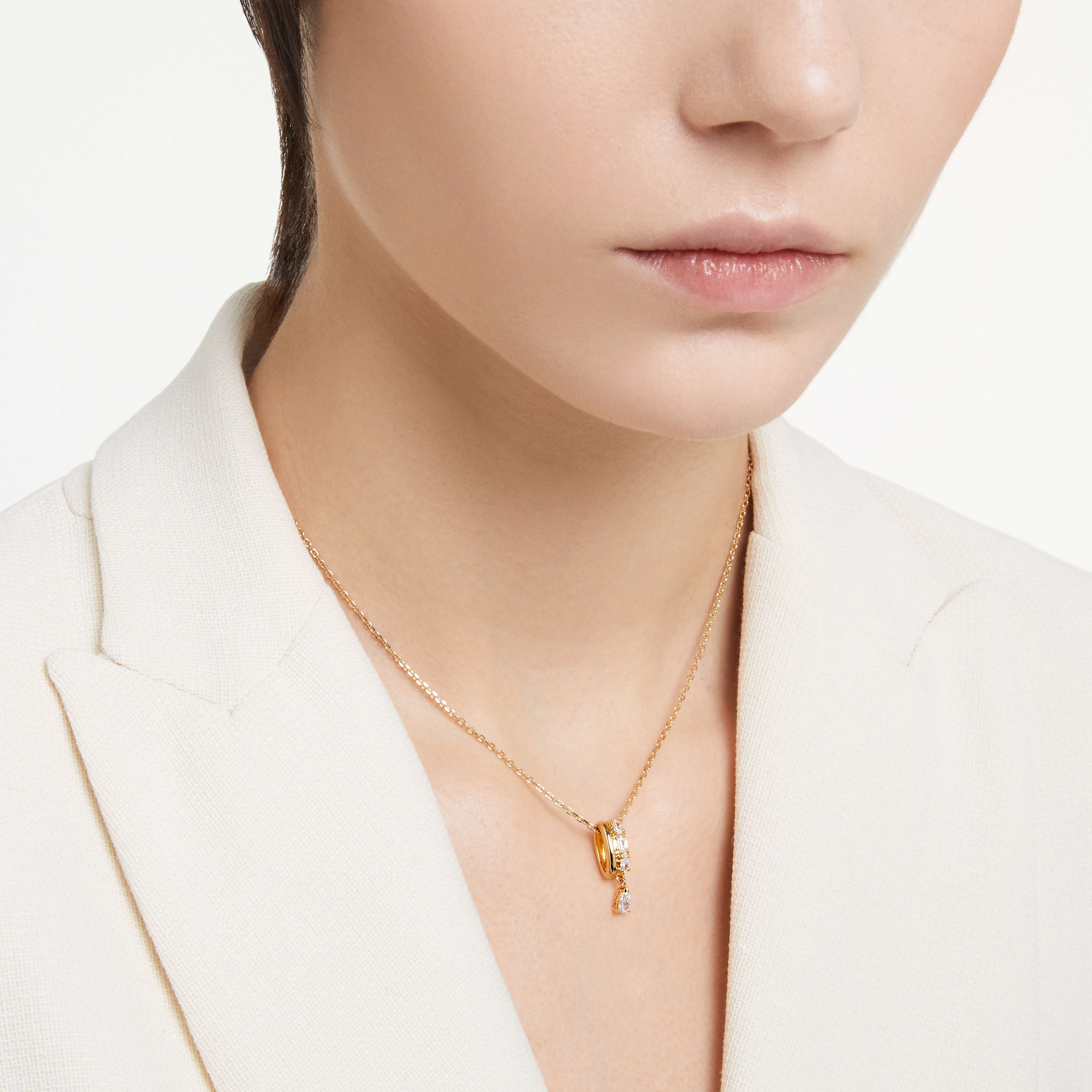 アクセサリー SWAROVSKI Imber ring zirconia gold tone Imber ring, Mixed round cuts, White, Gold-tone plated